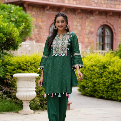 NETRA GREEN KURTA SET