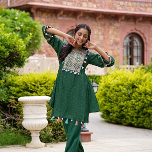 NETRA GREEN KURTA SET