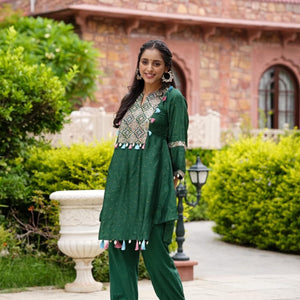 NETRA GREEN KURTA SET