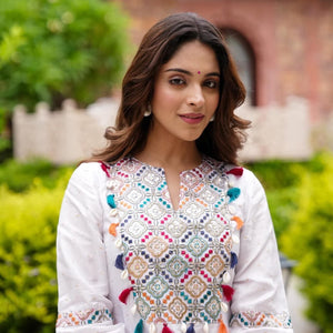 NETRA WHITE KURTA SET