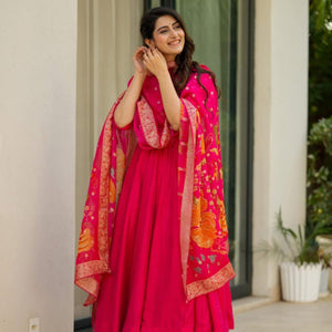 Ekantha pink silk suit set