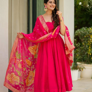 Ekantha pink silk suit set