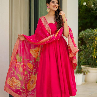 Ekantha pink silk suit set