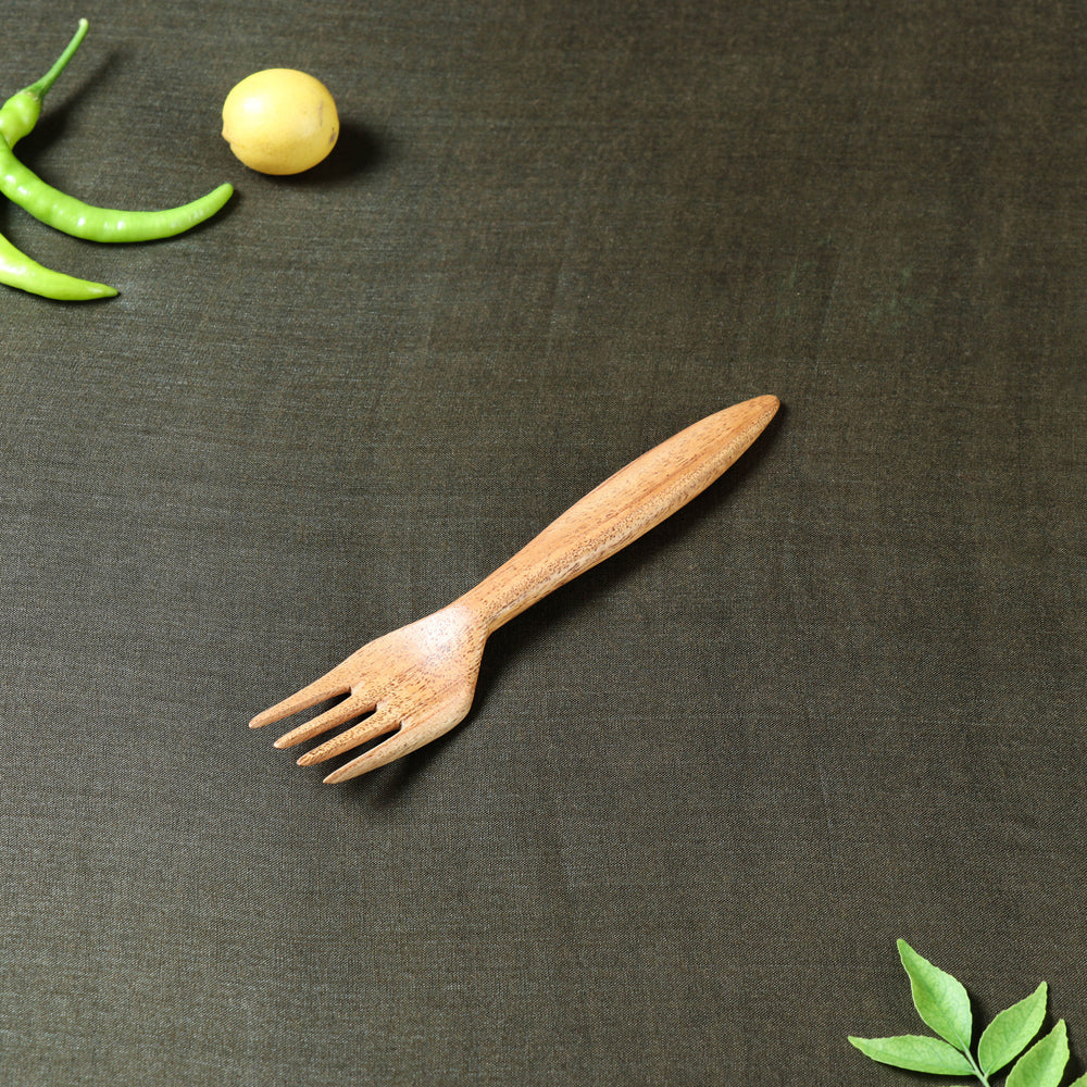 Beige - Hand Carved Natural Neem Wood Fork (7 in)