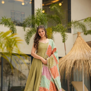 Olive hue harmony suit set