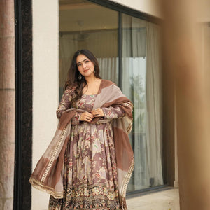 Walnut charm silk suit set