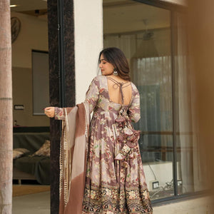 Walnut charm silk suit set