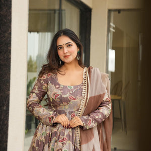 Walnut charm silk suit set