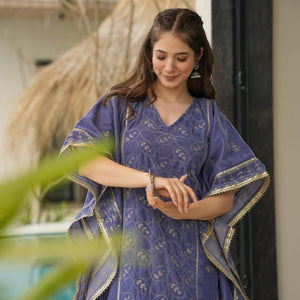 Flamingo chic velvet kaftan
