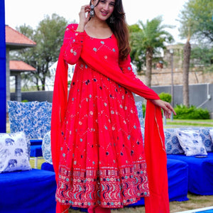 Cinnabar embroidered suit set