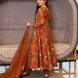 Santori Floral print suit set