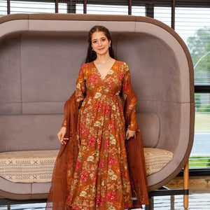 Santori Floral print suit set
