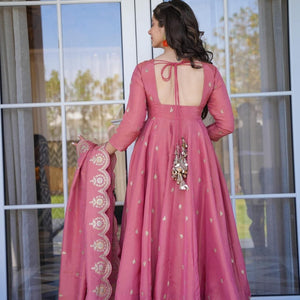 Inaaya cosmos heavy suit set