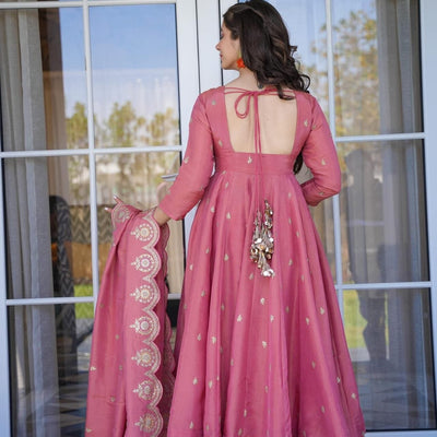 Inaaya cosmos heavy suit set