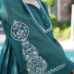 Alluring green chanderi suit set