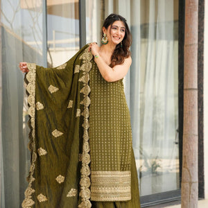 Moss green Majesty suit set