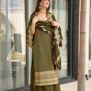 Moss green Majesty suit set