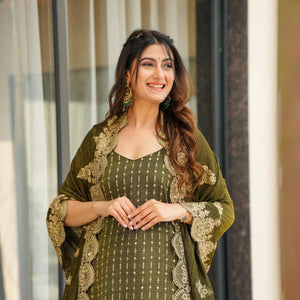 Moss green Majesty suit set