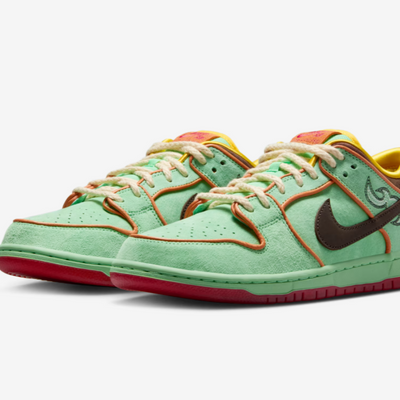 NIKE SB DUNK LOW TOURMALINE