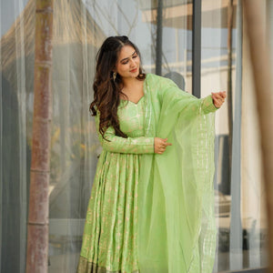 Tanishka Silk suit set