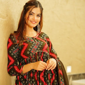 Keshini rayon nyra-cut set