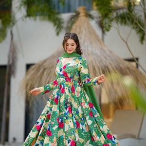 Zayra green rayon suit set
