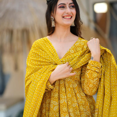 Vastra yellow cotton suit set