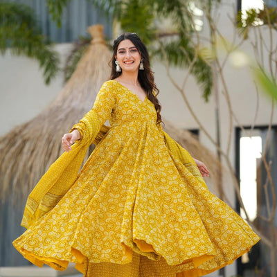 Vastra yellow cotton suit set