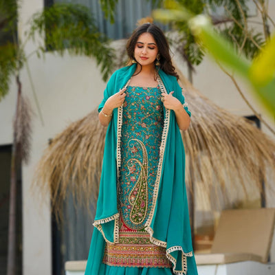 Electric lush heavy embroidered suit set