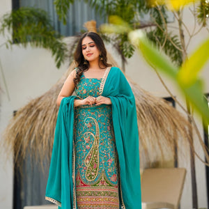 Electric lush heavy embroidered suit set