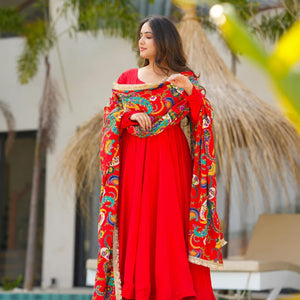 Victoria red soothing suit set