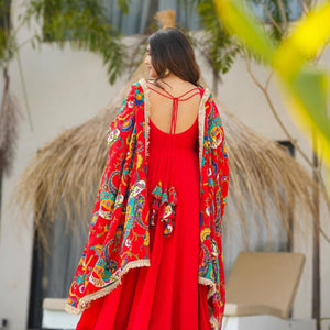 Victoria red soothing suit set