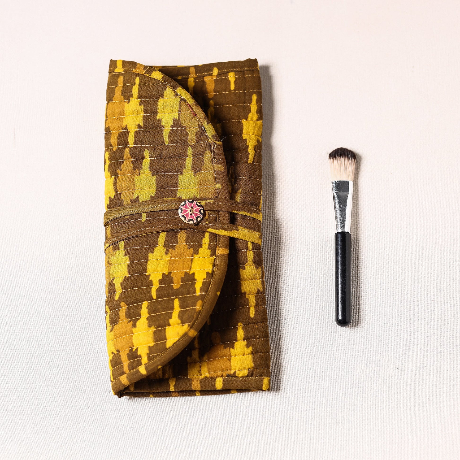 Brown - Bagru Fabric Multipurpose Segmented Make-up Brush Wrap Pouch/Case