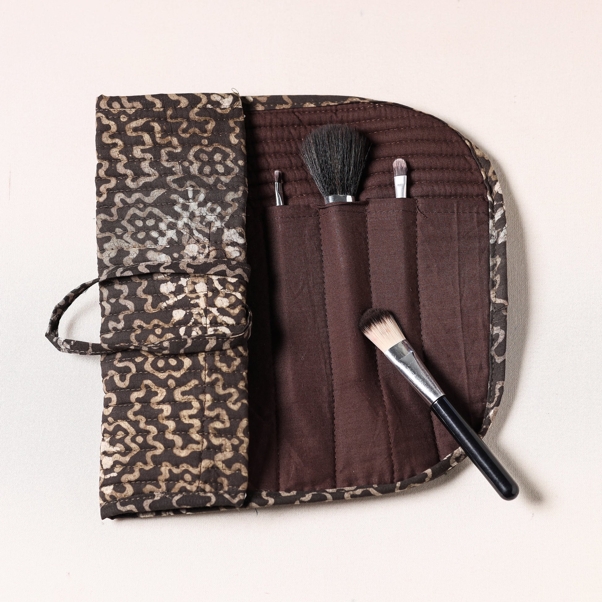 Brown - Bagru Fabric Multipurpose Segmented Make-up Brush Wrap Pouch/Case