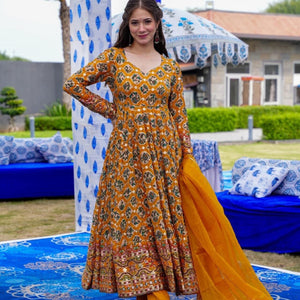 Sana heavy embroidered suit set