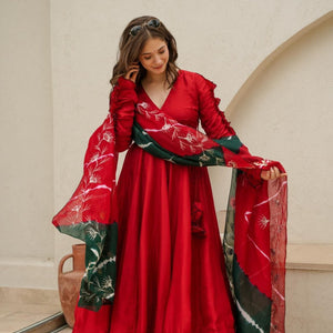 cardinal red suit set