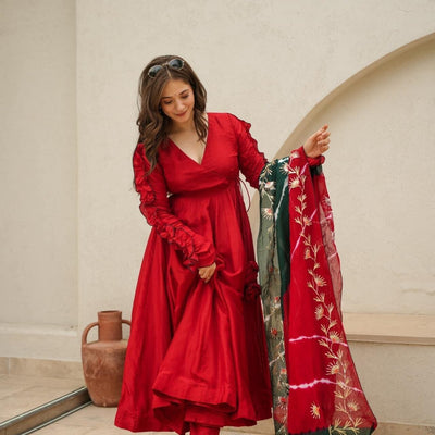 cardinal red suit set