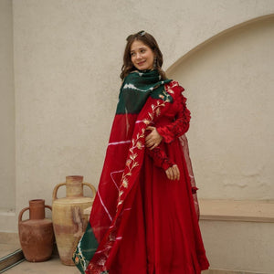 cardinal red suit set