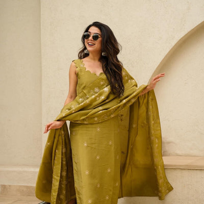 Ashley Cosmos kurta set