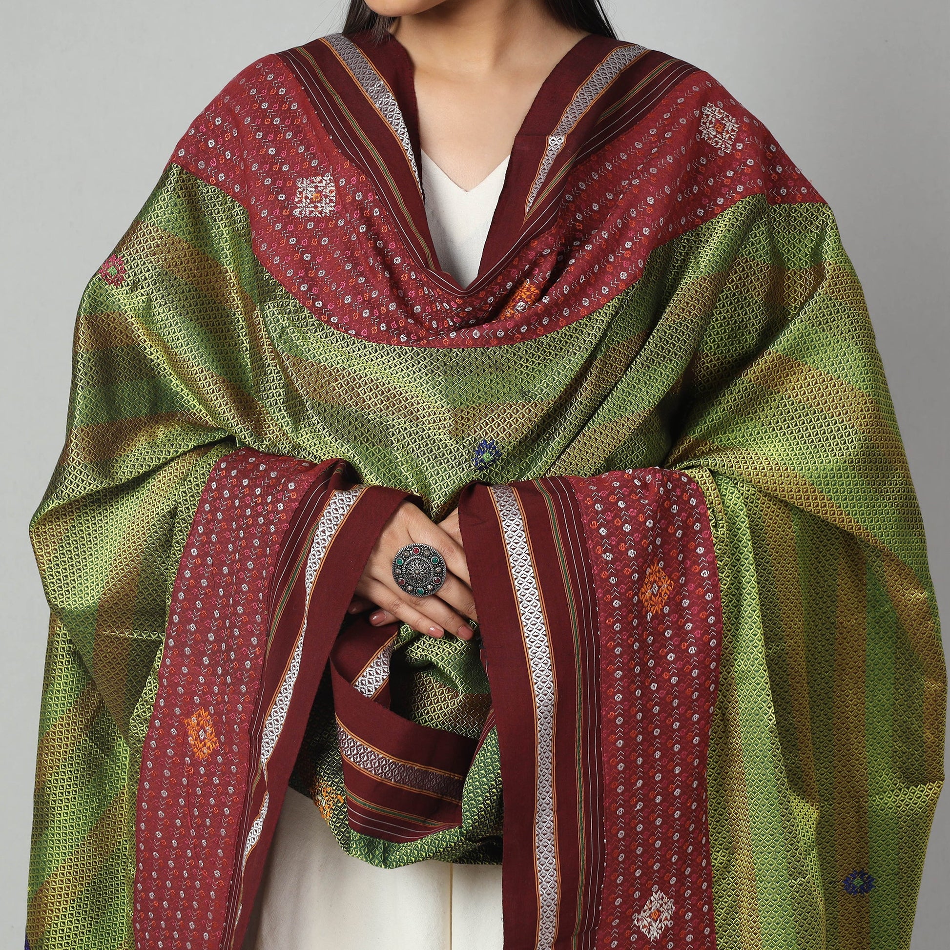Green - Negi Kasuti Hand Embroidered Handloom Khun Dupatta