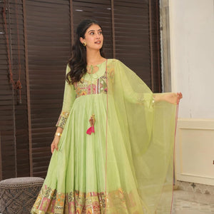 Nivedita silk suit set