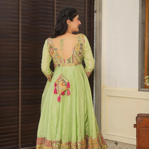 Nivedita silk suit set