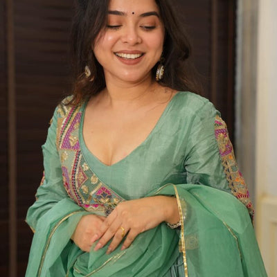 Janitha green suit set