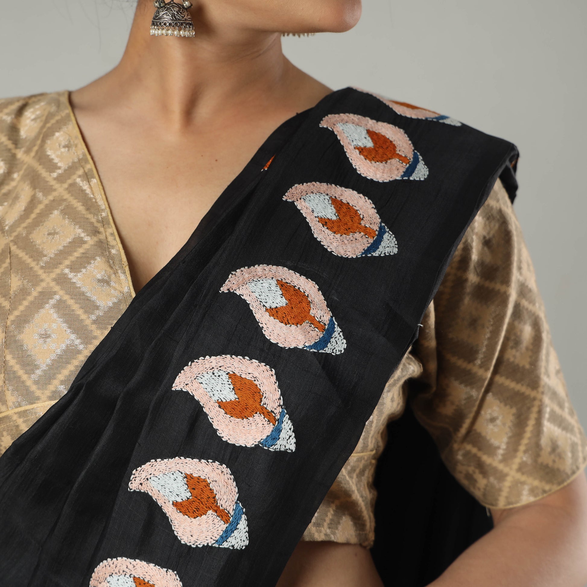 Black - Bengal Kantha Embroidery Bishnupuri Silk Handloom Saree