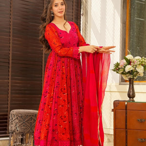 Madison bright suit set