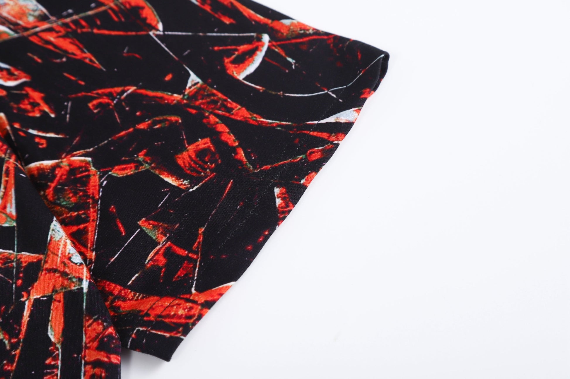 TINPLATE CAMO TEE - RED
