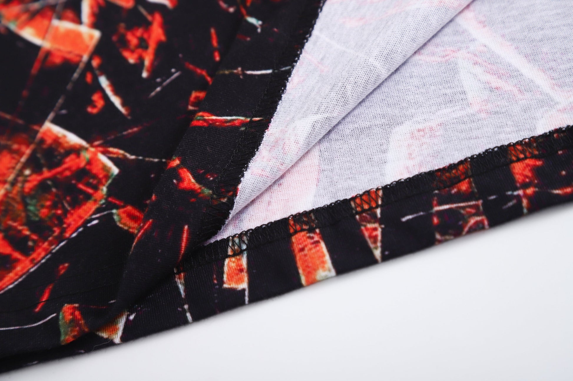 TINPLATE CAMO TEE - RED