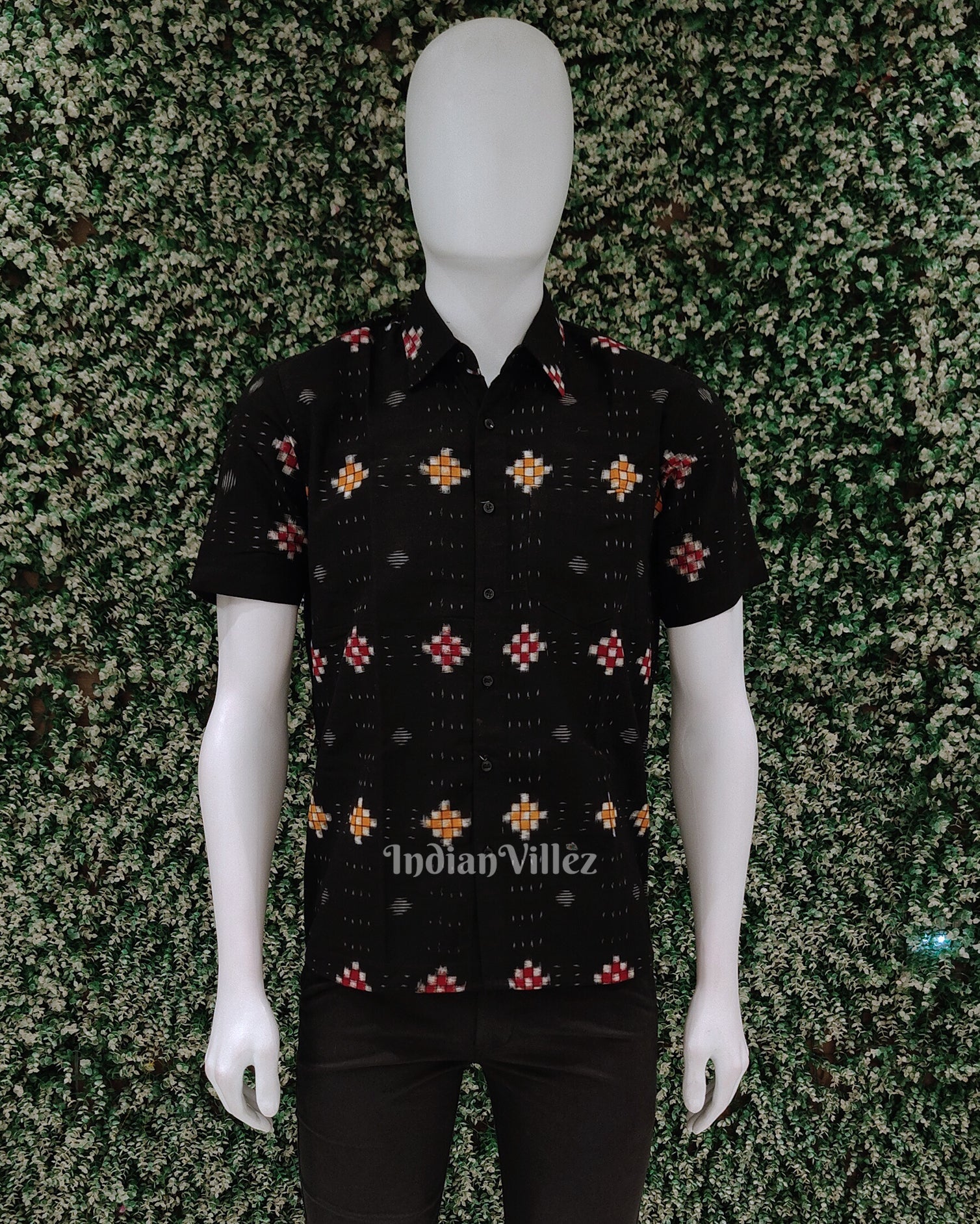 Black Pasapali Odisha Ikat Cotton Half Sleeve Shirt for Men