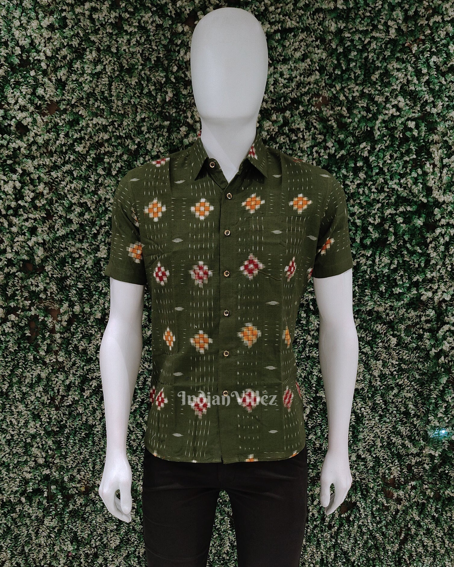 Mehendi Green Pasapali Odisha Ikat Cotton Half Sleeve Shirt for Men