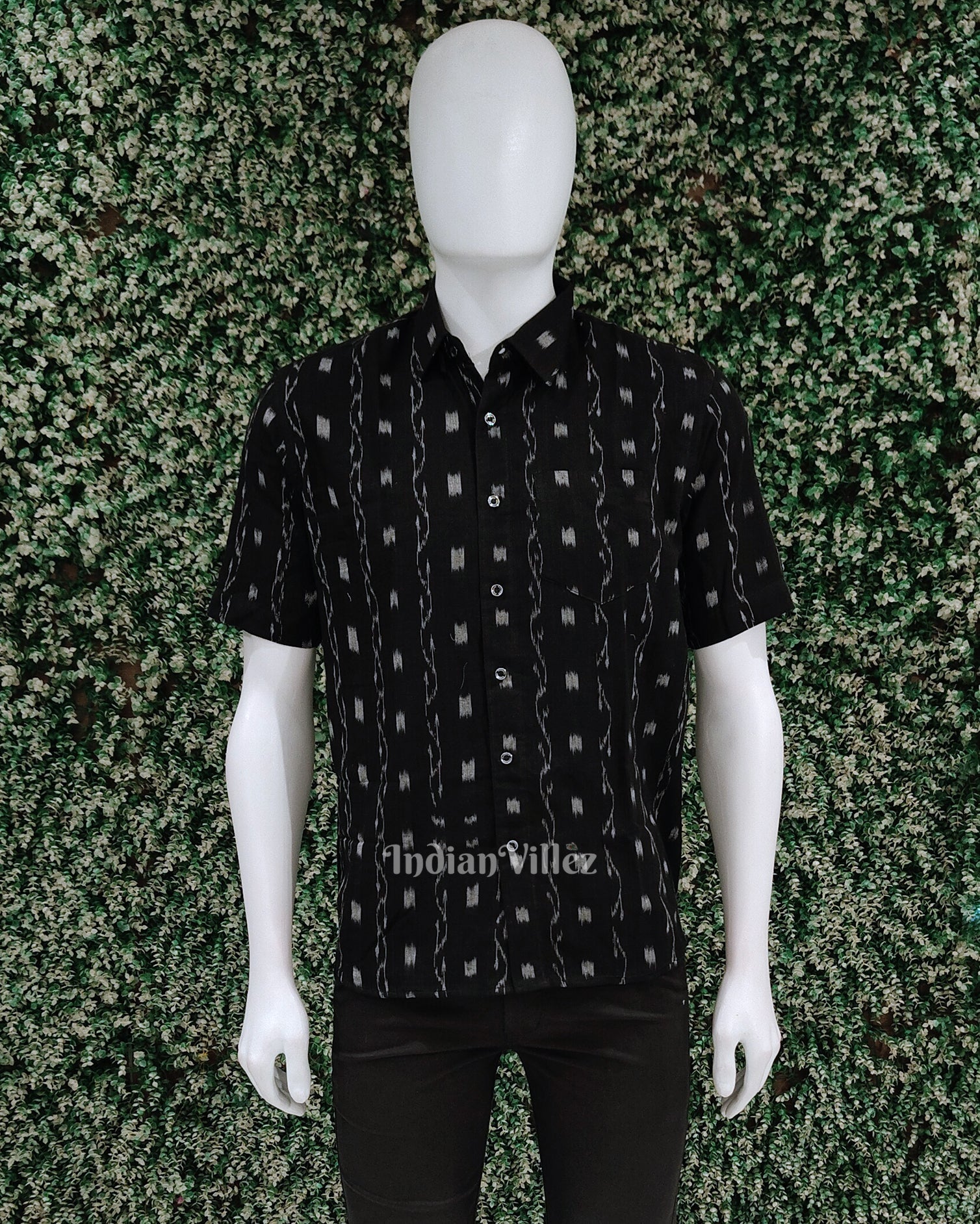 Black Tipa Design Odisha Ikat Cotton Half Sleeve Shirt for Men